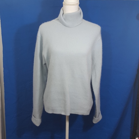 J. Crew Sweaters - J. Crew Women's Turtleneck Lambswool Sweater